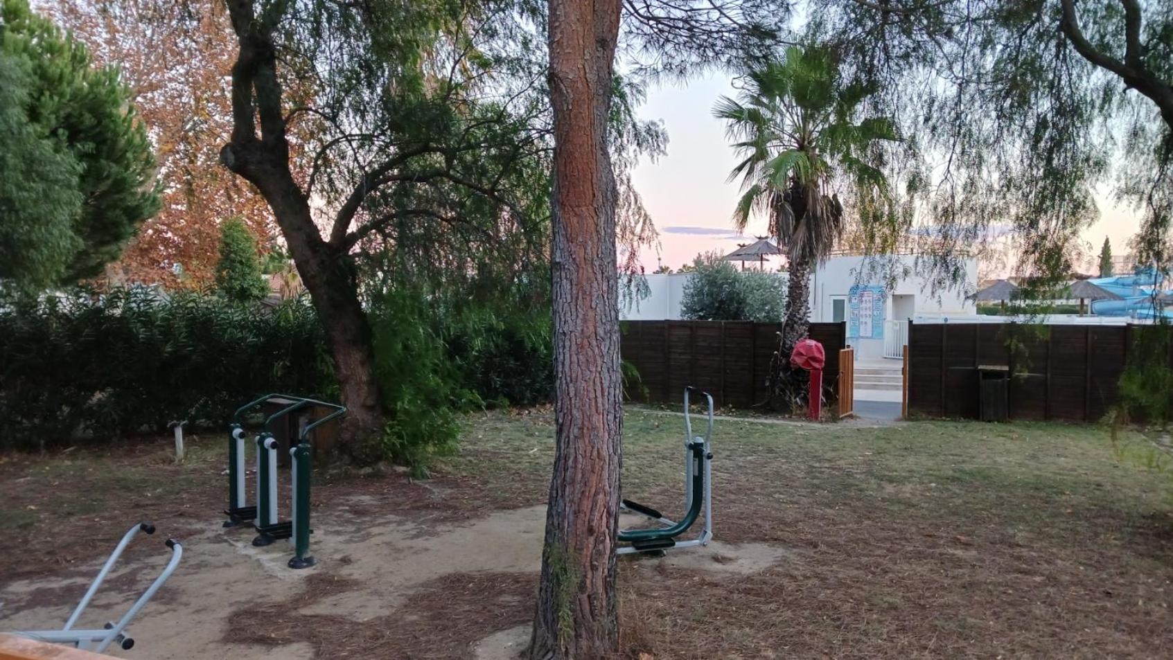 Sun Sea Camping Le Bosc Saint-Cyprien  Exterior foto
